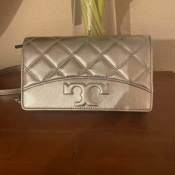 Tory Burch Handbags - Tory Burch Savannah Chain Flat Wallet in Metallic Silver